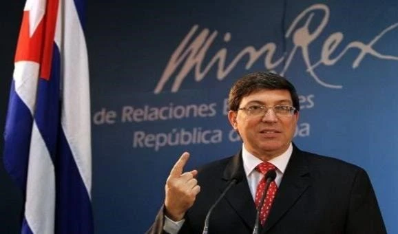 Cuba ratifica la invariable solidaridad con la República Bolivariana de Venezuela y con la unión cívico-militar de su pueblo que encabeza el presidente constitucional Nicolás Maduro Moros. Cuba ratifica la invariable solidaridad con la República Bolivariana de Venezuela y con la unión cívico-militar de su pueblo que encabeza el presidente constitucional Nicolás Maduro Moros.
