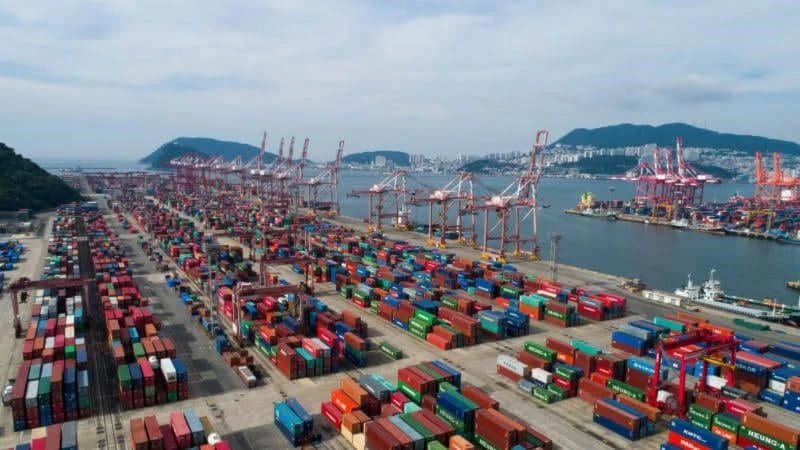 La disminución de la importancia de los EE.UU. como mercado objetivo es de importancia estratégica en la actual guerra de comercio, que muchos pueden pasar por alto, incluso por la rivalidad de Estados Unidos en la lucha actual. La disminución de la importancia de los EE.UU. como mercado objetivo es de importancia estratégica en la actual guerra de comercio, que muchos pueden pasar por alto, incluso por la rivalidad de Estados Unidos en la lucha actual.