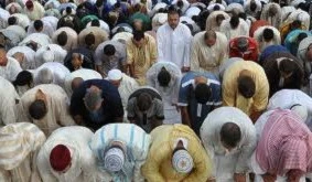 Millones de musulmanes celebran este martes la gran Fiesta del Sacrificio Millones de musulmanes celebran este martes la gran Fiesta del Sacrificio