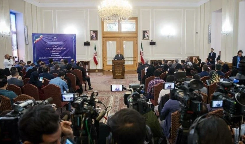 Zarif: Estados Unidos no puede formar una alianza militar en el Golfo Zarif: Estados Unidos no puede formar una alianza militar en el Golfo