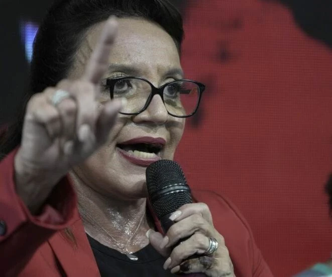 Xiomara Castro: viento en contra Xiomara Castro: viento en contra