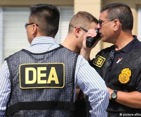 DEA: alejamiento saludable. DEA: alejamiento saludable.