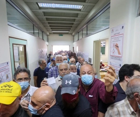 Elecciones libanesas. ¿Cómo se distribuyeron los índices de votación hasta las cinco de la tarde? Elecciones libanesas. ¿Cómo se distribuyeron los índices de votación hasta las cinco de la tarde?