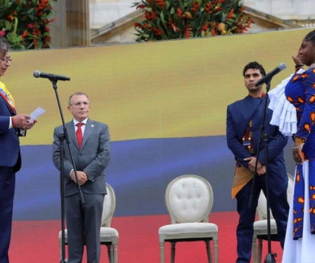 Gustavo Petro y Francia Márquez durante la toma de posesión. Gustavo Petro y Francia Márquez durante la toma de posesión.