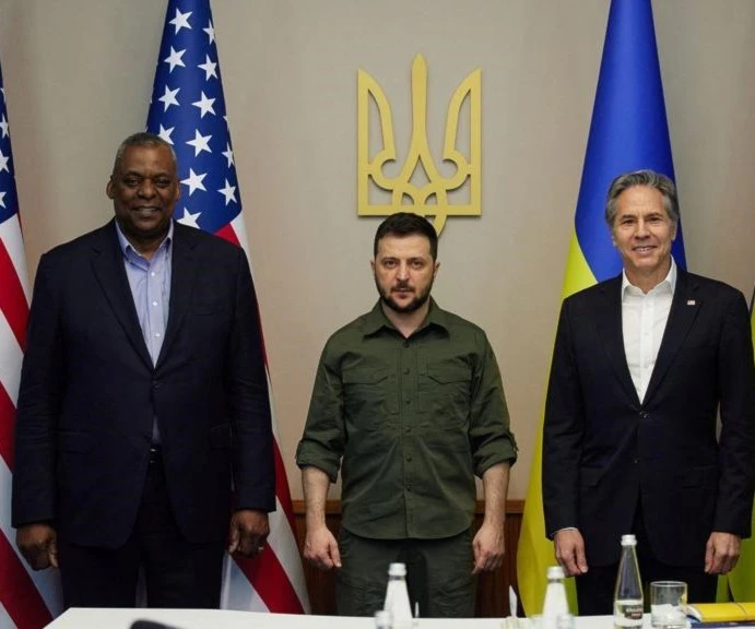 Ucrania: Testaferro de Washington. Ucrania: Testaferro de Washington.