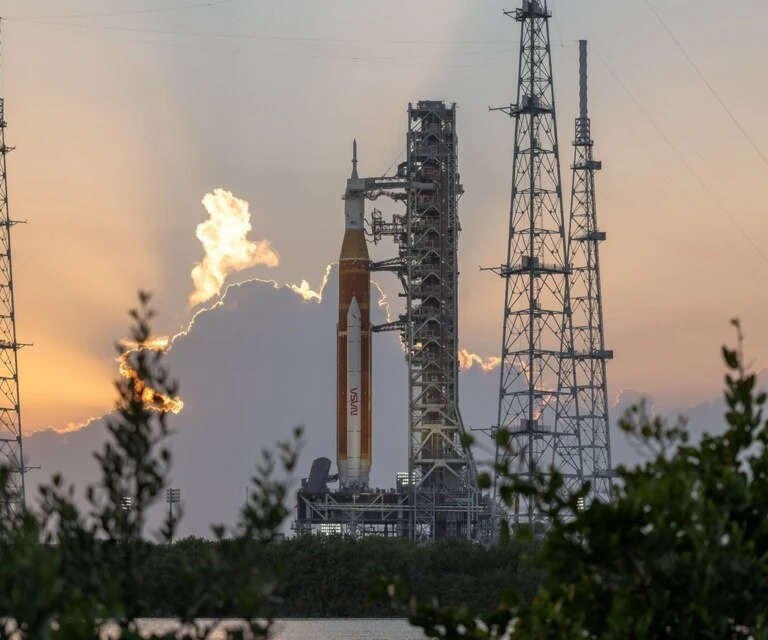 La nave espacial Orion continúa en el Centro Espacial Kennedy en Florida. Foto: NASA. La nave espacial Orion continúa en el Centro Espacial Kennedy en Florida. Foto: NASA.