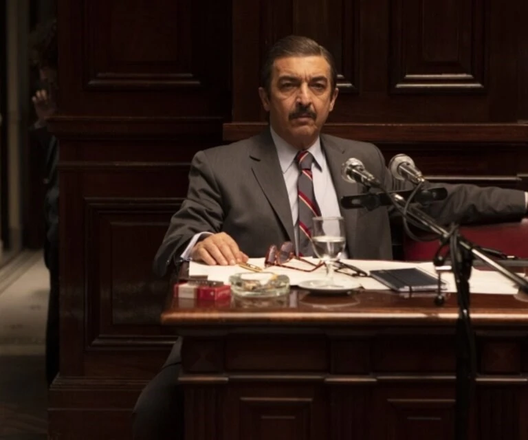 Ricardo Darín como el fiscal Julio César Strassera. Foto: Página 12. Ricardo Darín como el fiscal Julio César Strassera. Foto: Página 12.