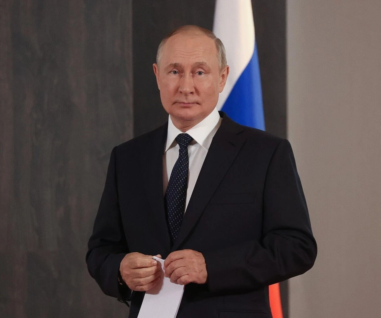 Putin decreta independencia de regiones de Kherson y de Zaporozhye Putin decreta independencia de regiones de Kherson y de Zaporozhye