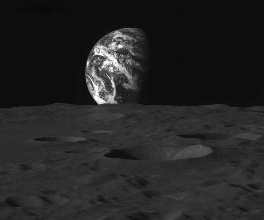 Primera sonda lunar surcoreana envió fotos de la Tierra y la Luna. Foto: Instituto Coreano de Astronomía y Ciencias Espaciales . Primera sonda lunar surcoreana envió fotos de la Tierra y la Luna. Foto: Instituto Coreano de Astronomía y Ciencias Espaciales .