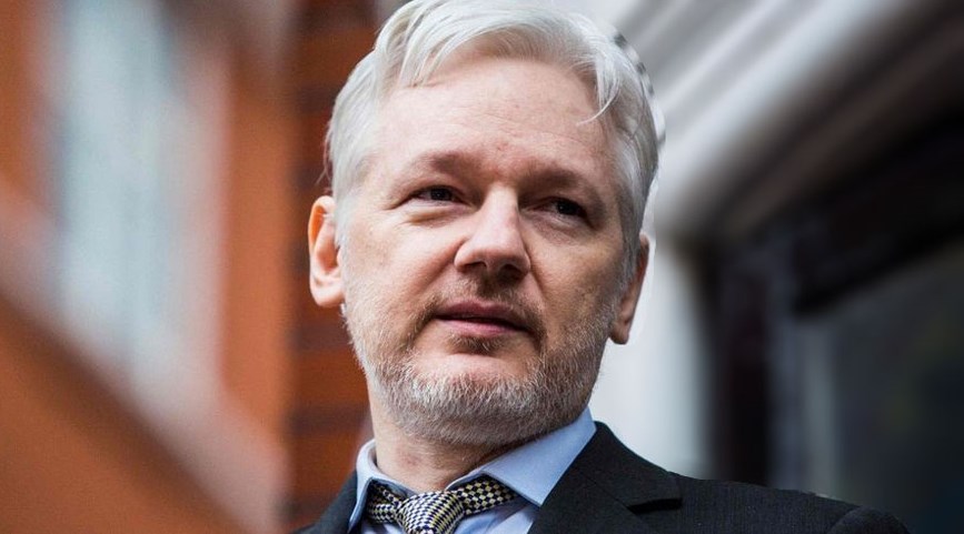 Comprobando a Assange