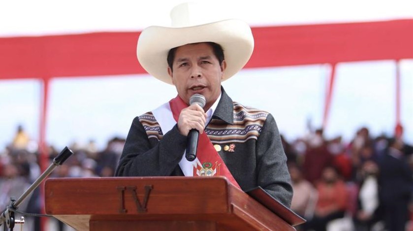 Fracasa intento de vacar a presidente peruano
