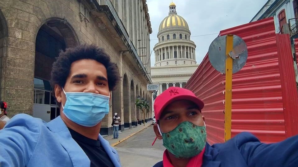 Luis Manuel Otero Alcántara y Maykel 