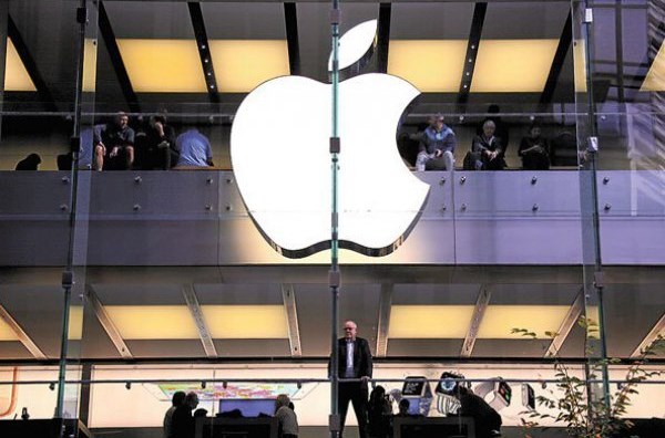 UE acusa a Apple de limitar la competencia con su servicio Apple Pay