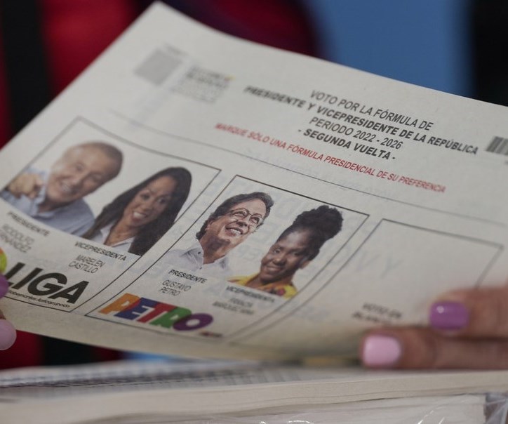 Cierran las urnas en Colombia Cierran las urnas en Colombia