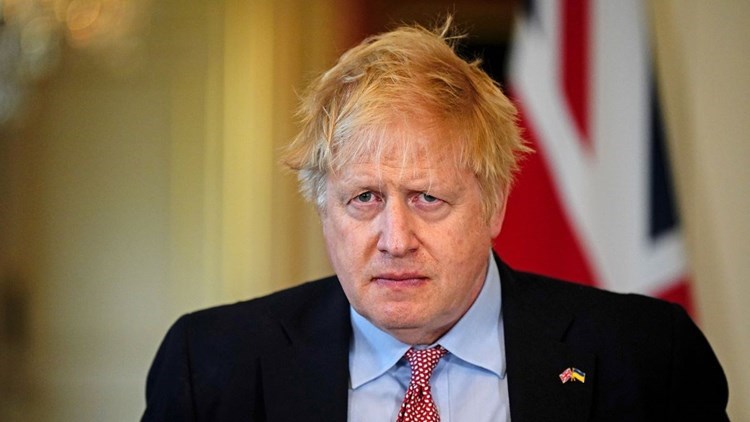 Johnson anunciará su dimisión tras aluvión de renuncias en su Gobierno.