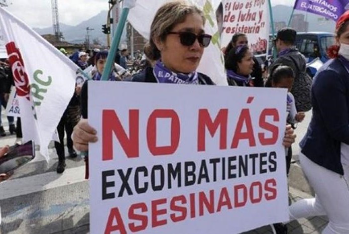 Los colombianos piden reiteradamente el fin de las masacres a ex combatientes y líderes sociales del país. 