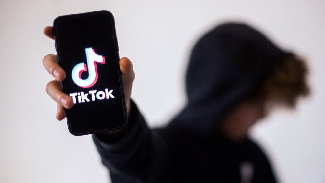Reto viral de TikTok causa la intoxicación de ocho jóvenes en México. Foto: AFP.