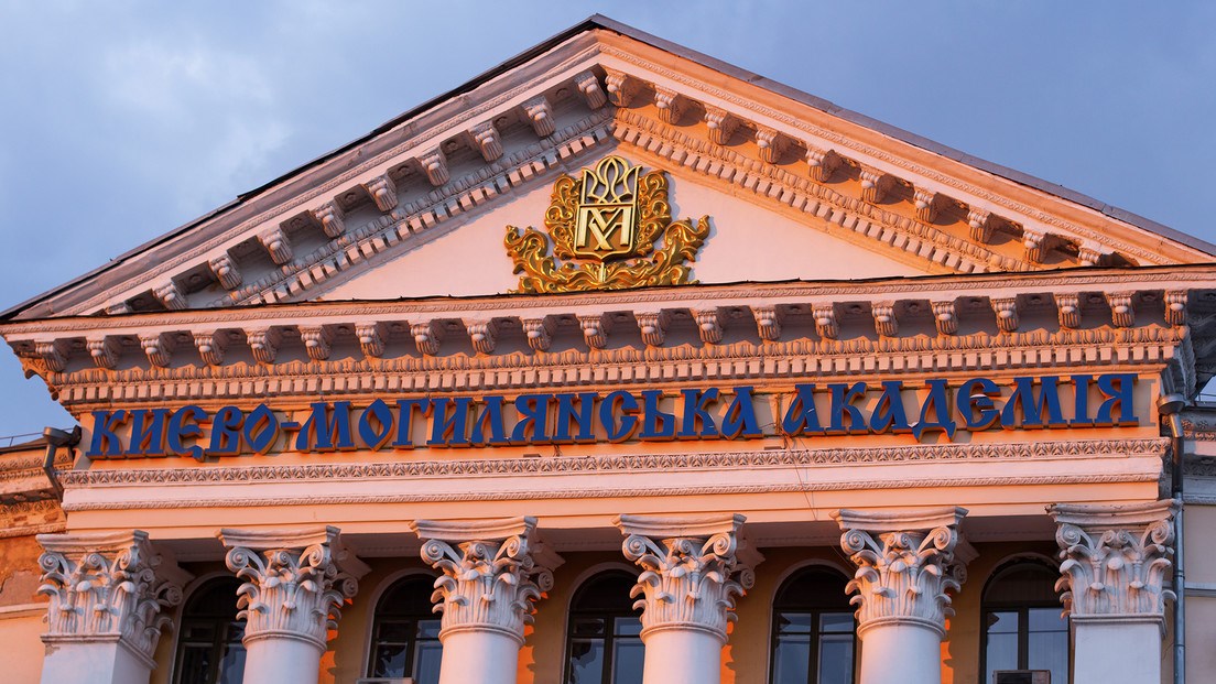 Ucrania propone la prohibición del idioma ruso de las universidades