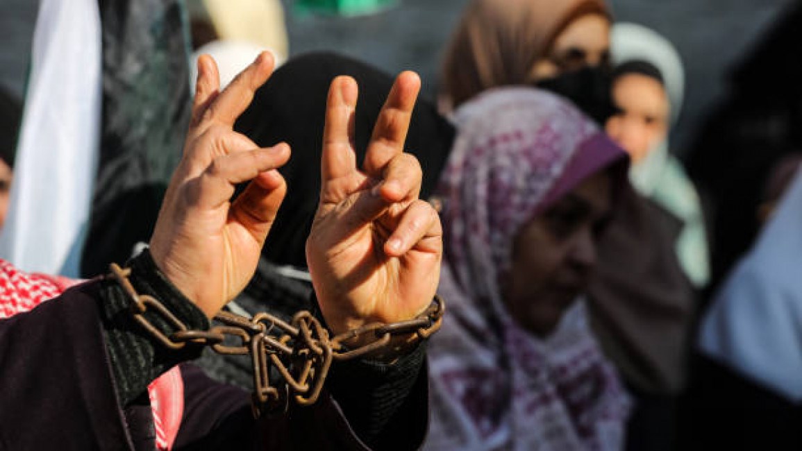 Hay 172 mujeres detenidas por las fuerzas de ocupación israelíes en 2022