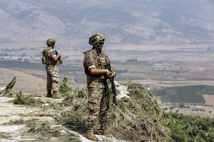 Miembros del ejército libanés.