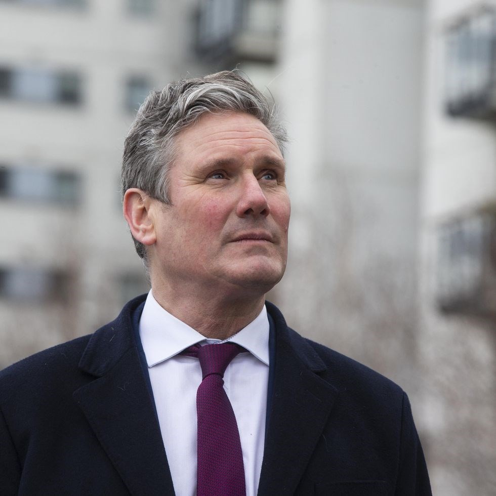 Ex fiscal de Inglaterra elimina registros de sus viajes a EE.UU.